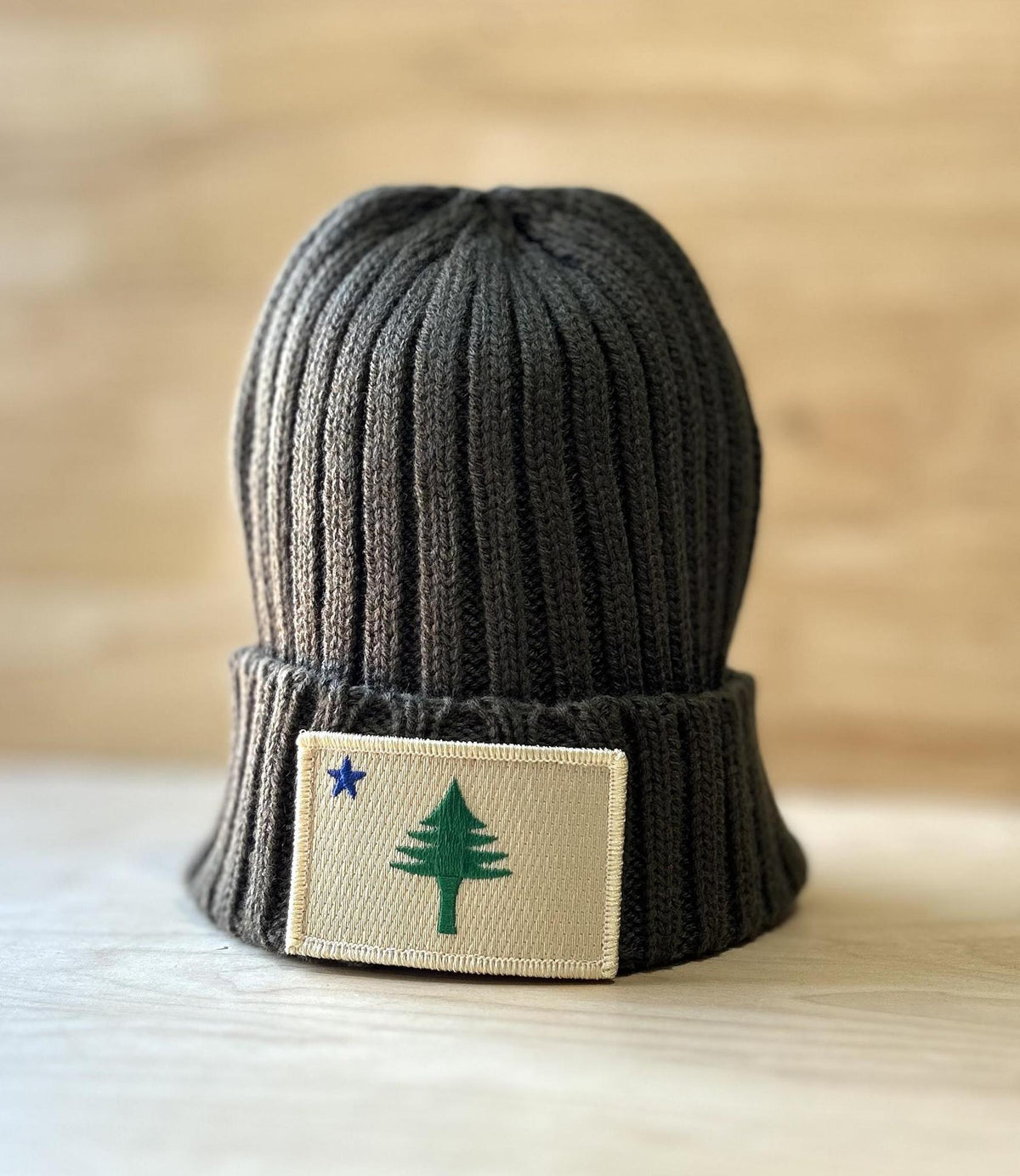 1901 Flag Ribbed Knit Beanie