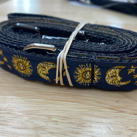 Luna Leash @uncommonpaws