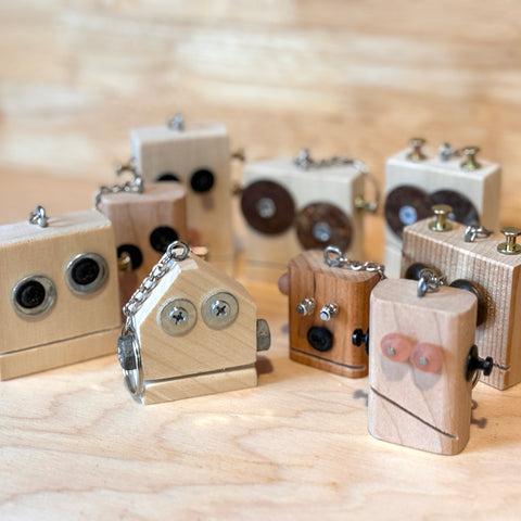 Robot Key Chain - @madeandassembled